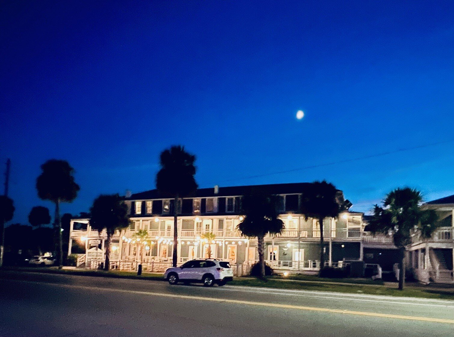 The Gibson Inn-官方