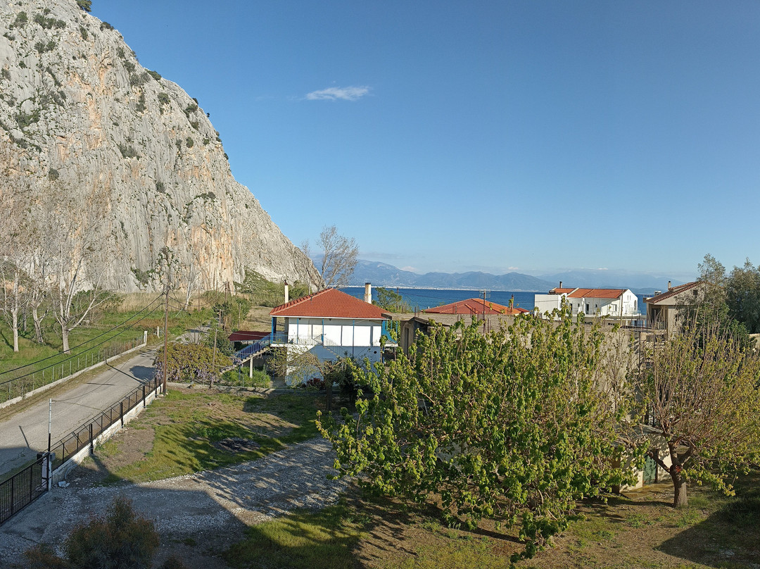 Philoxenia Apartments主图