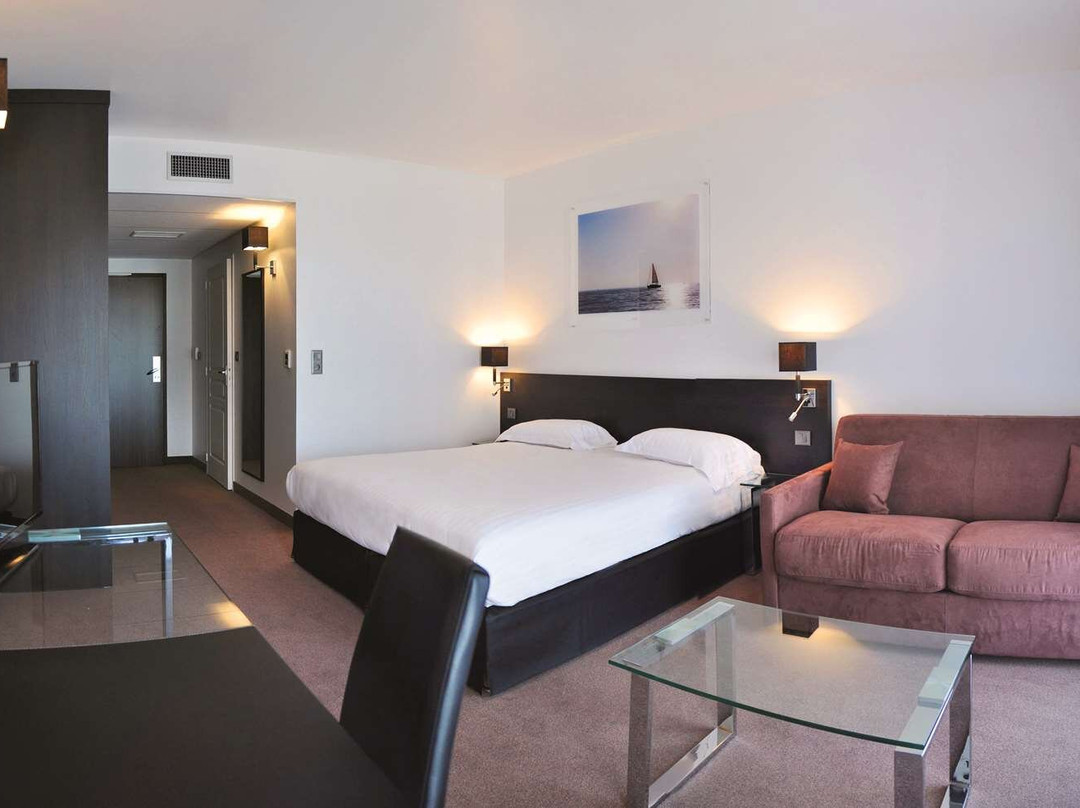 波尔尼克酒店住宿-Golden Tulip Pornic Suites
