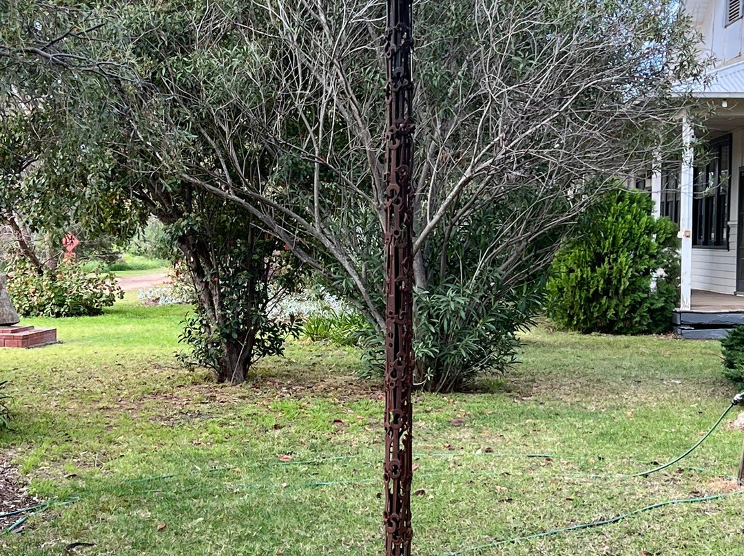 Piccoli’s Spanner Sculptures-Boort必去景点