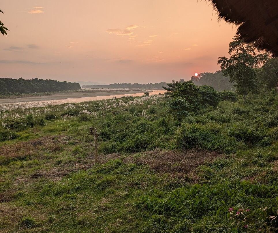 Nepal Dynamic Eco Tours & Services-奇旺国家公国必去景点