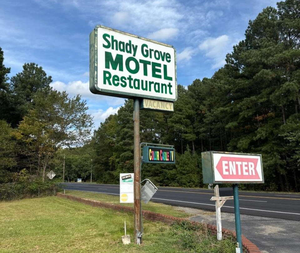 Shady Grove Motel and Restaurant