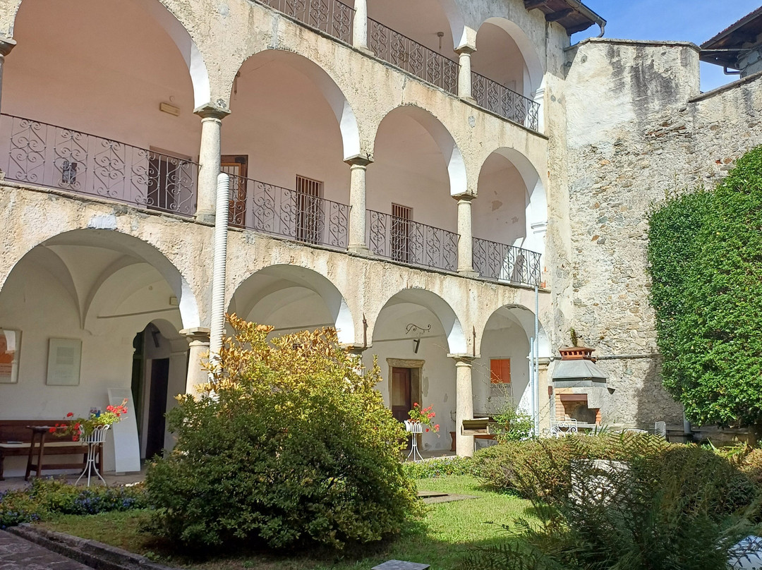 Fondazione Antonio e Carmela Calderara-Vacciago必去景点