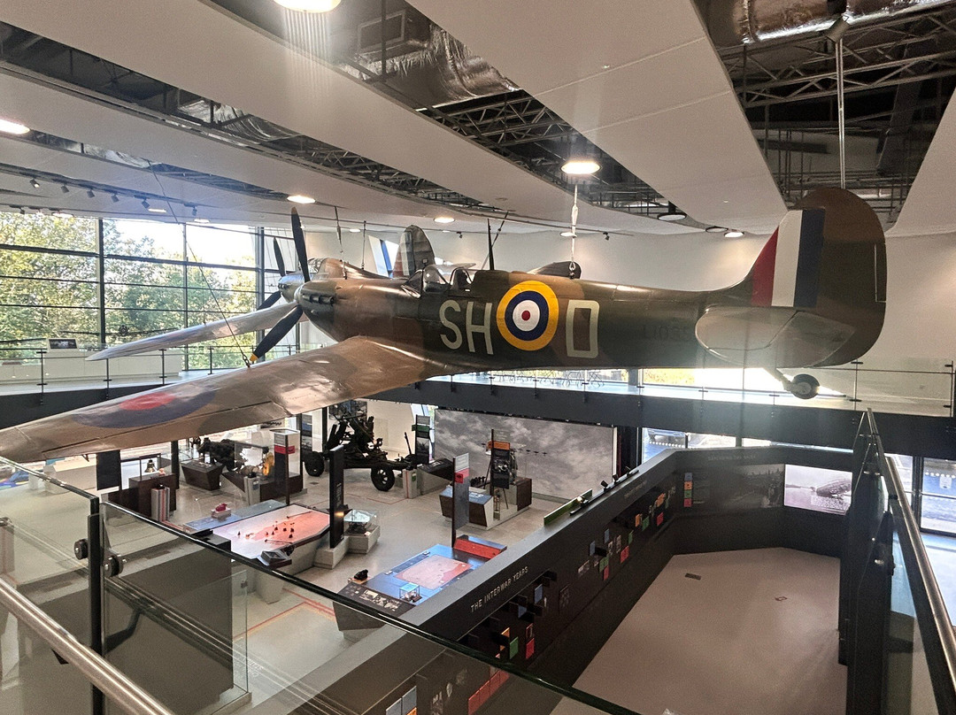 Battle of Britain Bunker-乌克斯桥必去景点