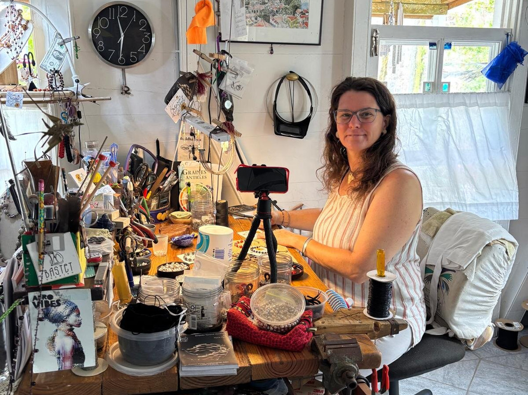 Marie De Saba-Windwardside必去景点