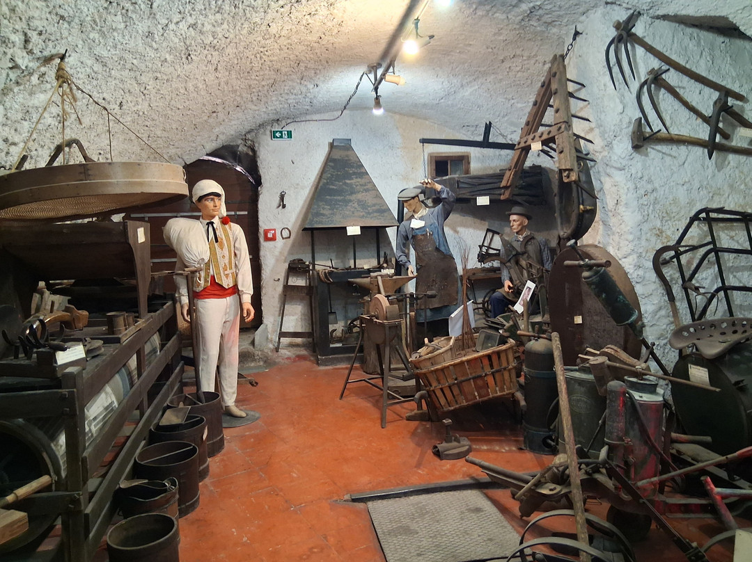 Musee Albert Reynaud Traditions Provencale-Marignane必去景点