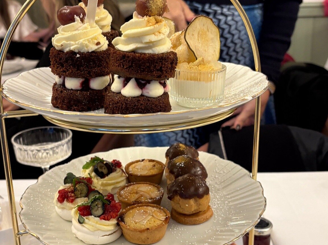 Joanna's Tea Room, Cranleigh