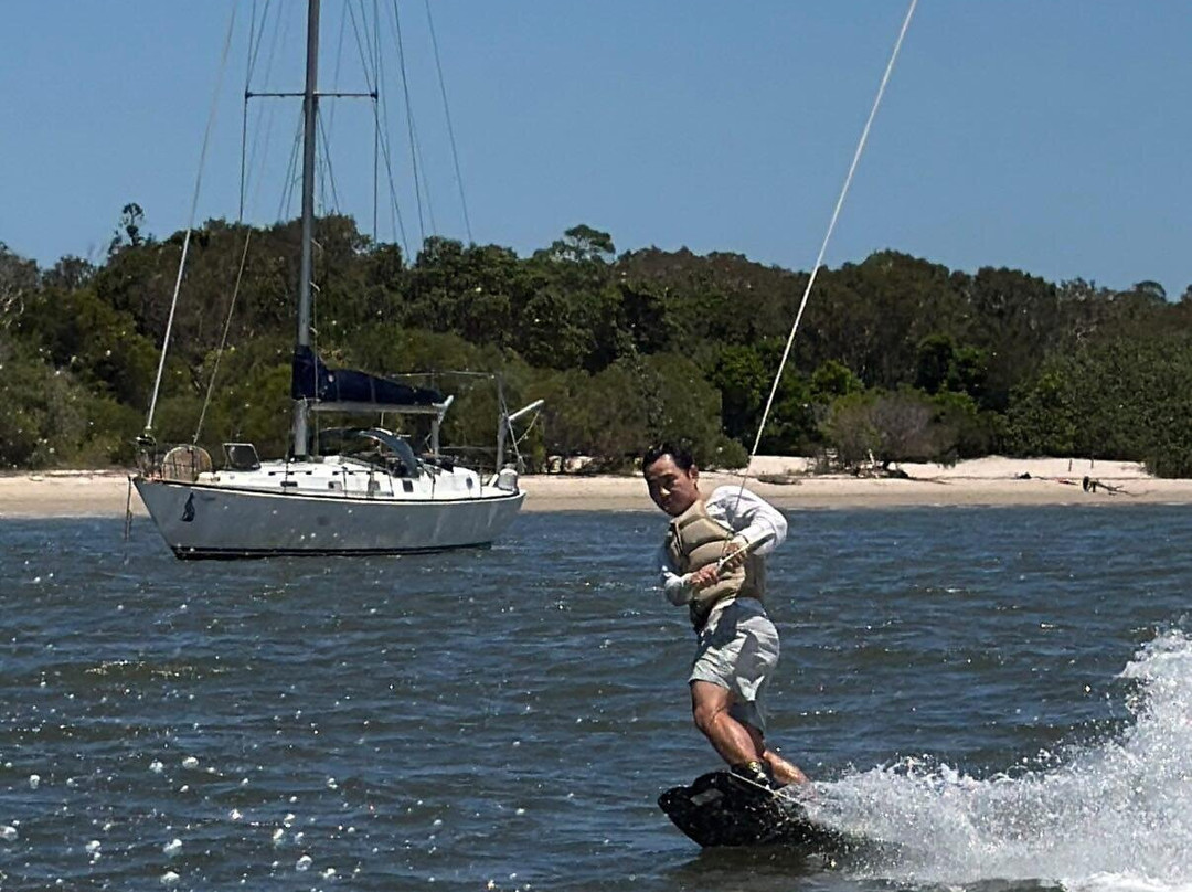 Gold Coast Wake Boat Adventures-拉布拉多必去景点