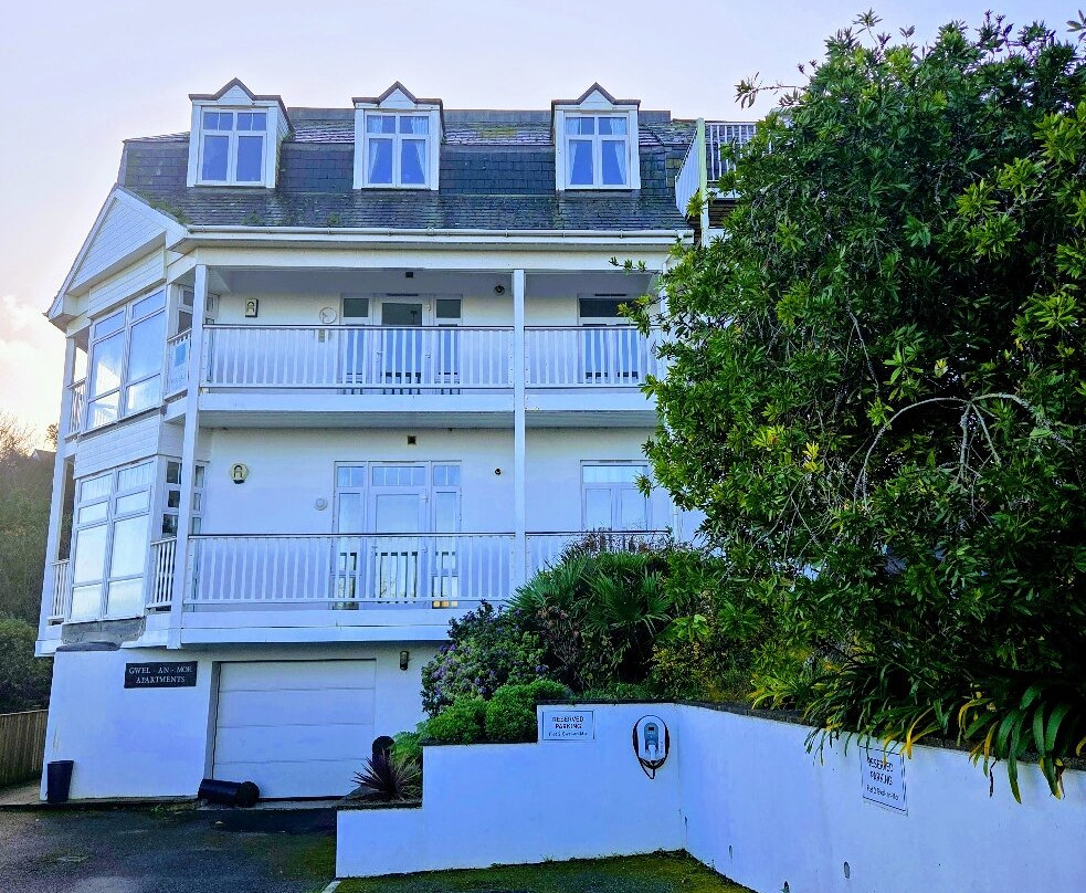 普利罗斯维里酒店主图