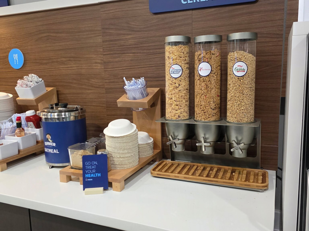 Holiday Inn Express & Suites Lindale - Tyler by IHG主图