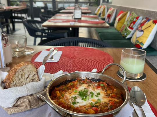 Skye Beach Hotel主图