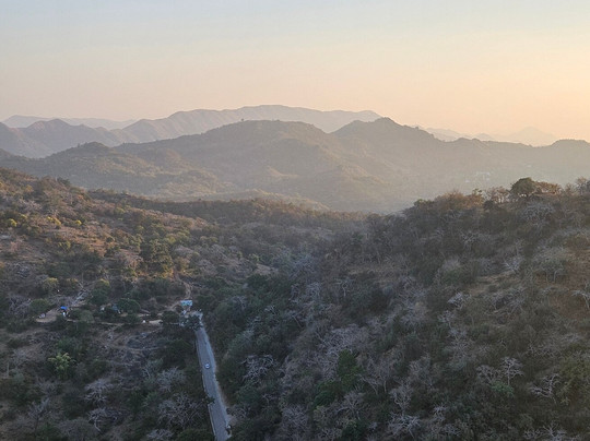 Fateh Safari Suites By Fateh Collection主图