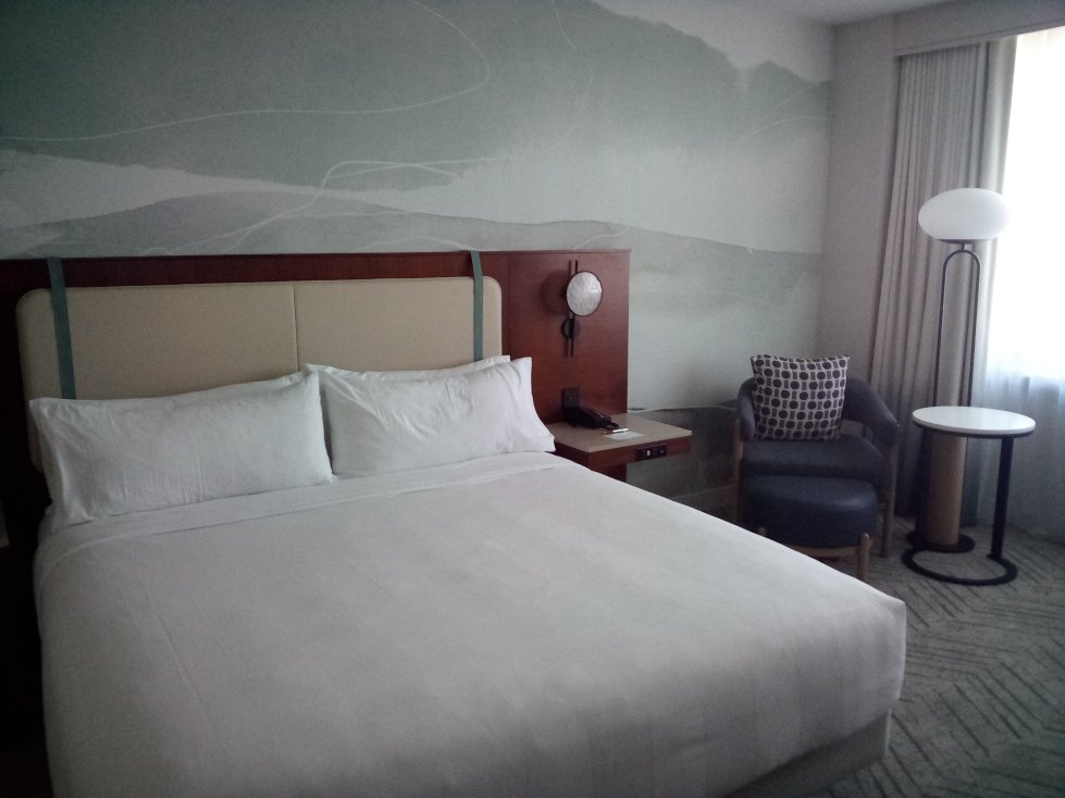 长滩万丽酒店-客卧