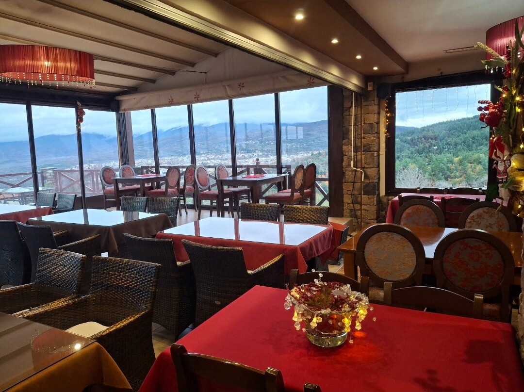 View Food Bar Tzivaéri