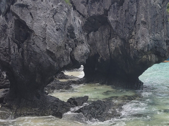 Payong-Payong Beach-爱妮岛必去景点