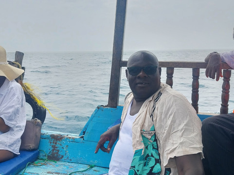 Twentyeight Tours-坎帕拉必去景点