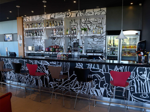 宜必思塔图酒店主图