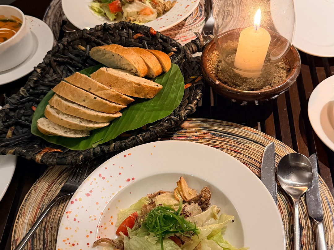 康提捷翼画廊豪华度假酒店主图