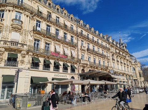 戏剧广场-蒙彼利埃必去景点