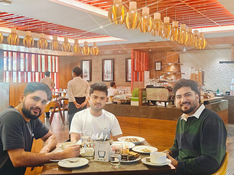 西里古里柠檬树酒店主图