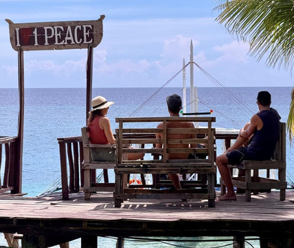 1号和平海滩度假村主图