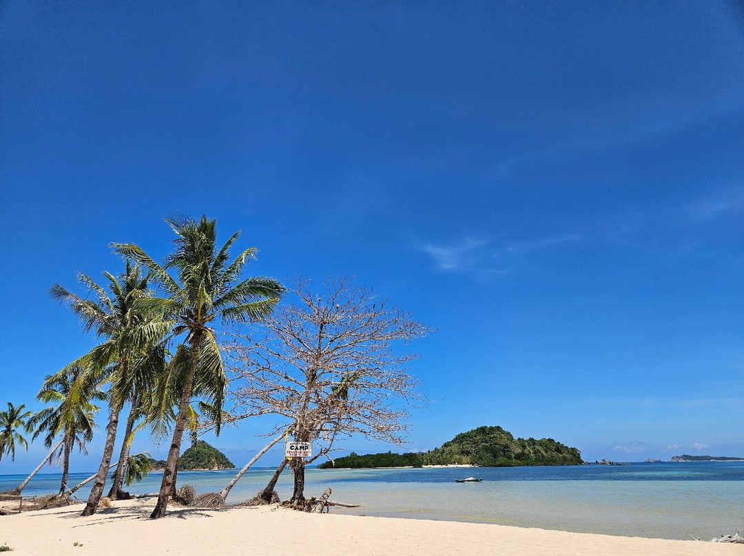 Adela 's Lakdayan beachcamp-Cheey必去景点