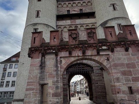 Spalen Gate-巴塞尔必去景点