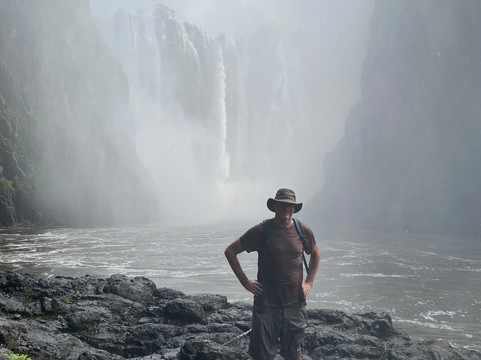 GoLocal-维多利亚瀑布必去景点