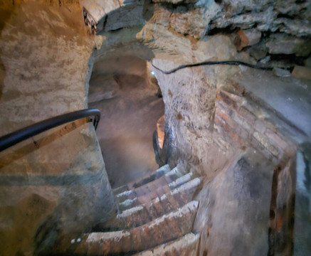 洞穴城-诺丁汉必去景点