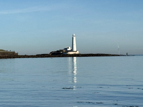 St. Mary's Lighthouse-惠特利湾必去景点