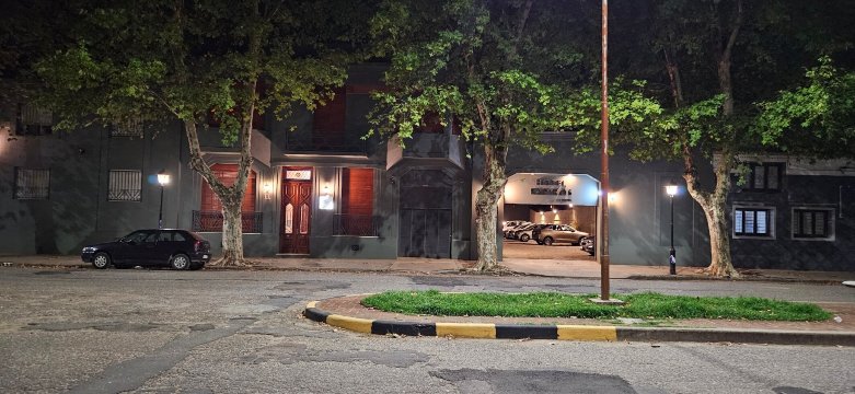 帕皮罗斯酒店-官方