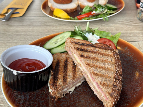 Hotel Du Commerce主图