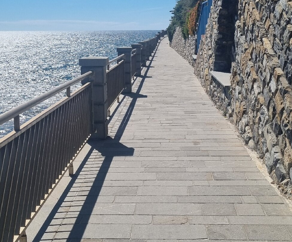 Passeggiata Degli Innamorati-因佩里亚必去景点