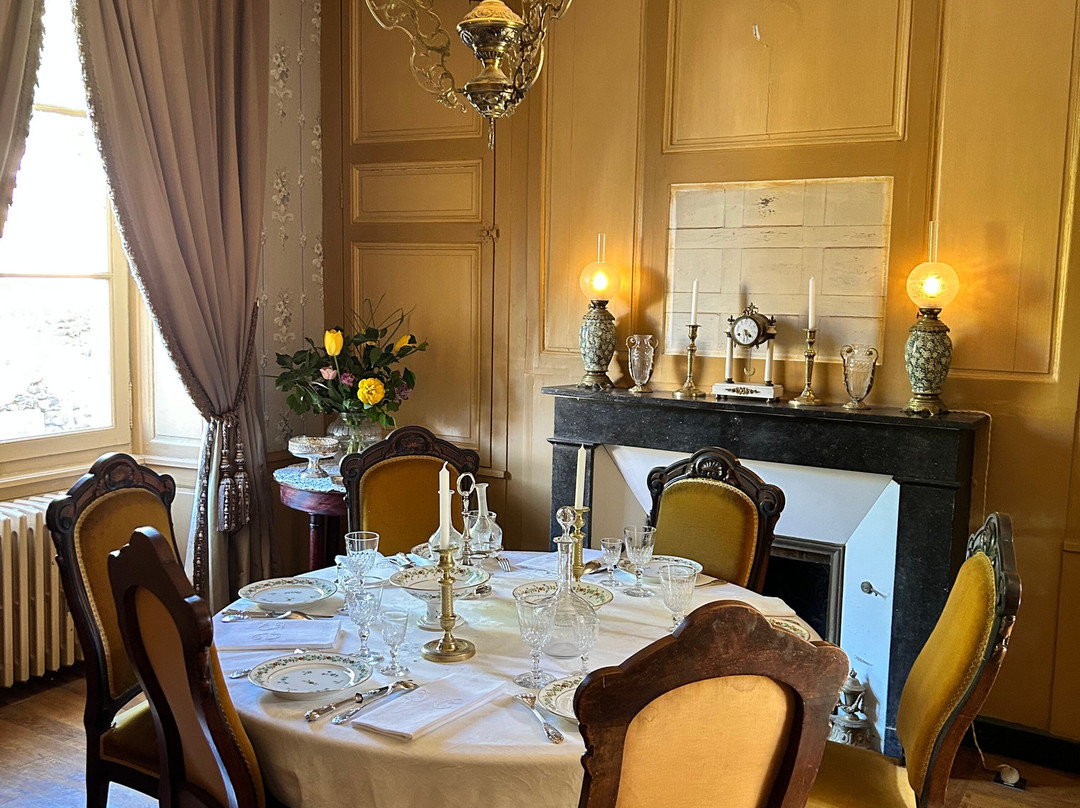 La Maison De Colette-Saint-Sauveur-en-Puisaye必去景点