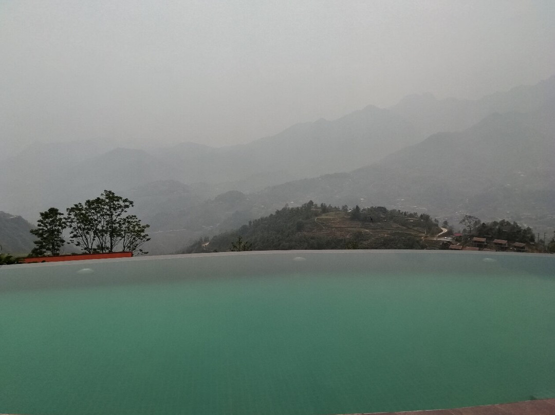 萨巴克莱之家山区度假酒店主图