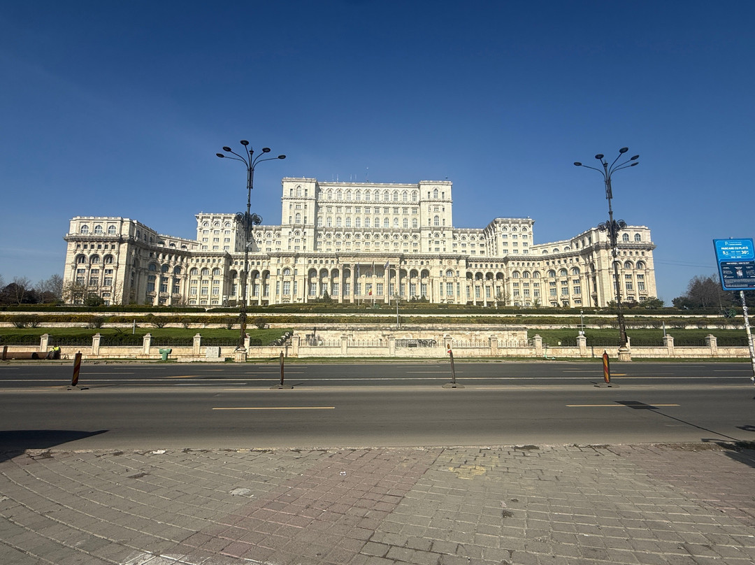 Santiago Tour Romania-布加勒斯特必去景点
