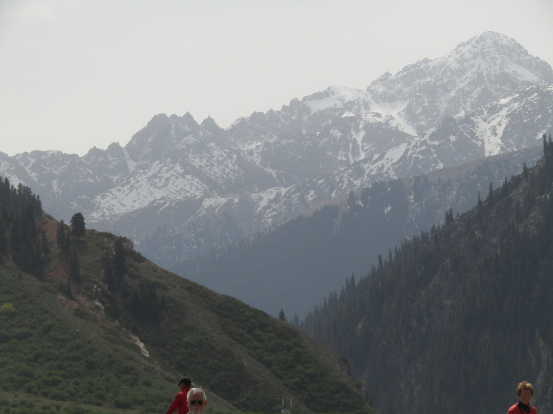 Jeti-Oguz Canyon (Seven Bulls Rocks)-Issyk Kul Province必去景点