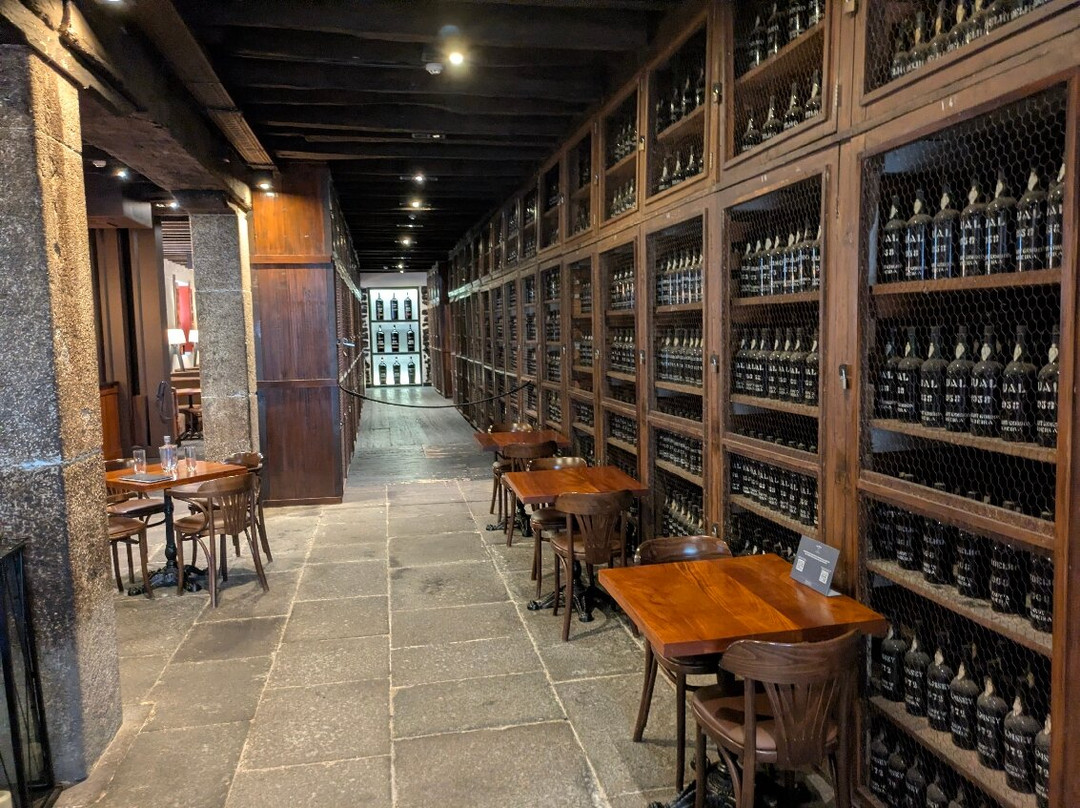 Blandy's Wine Lodge-沙尔必去景点