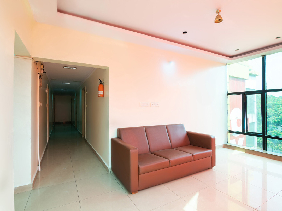 Hotel Rajmahal Boarding And Lodging