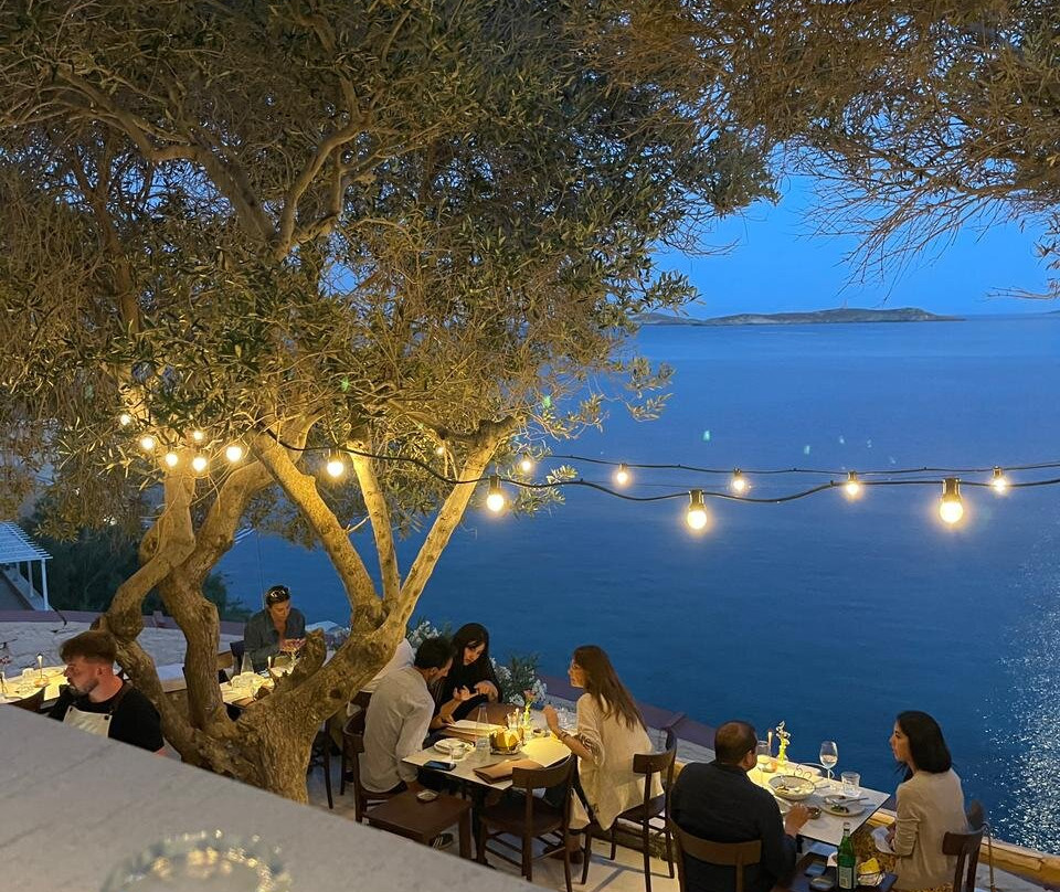Astakos Syros
