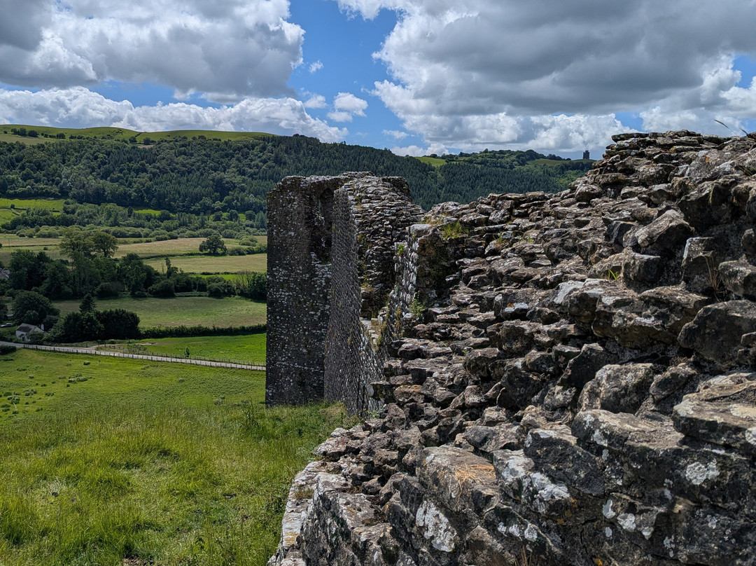 Castell Dryslwyn-兰代洛必去景点