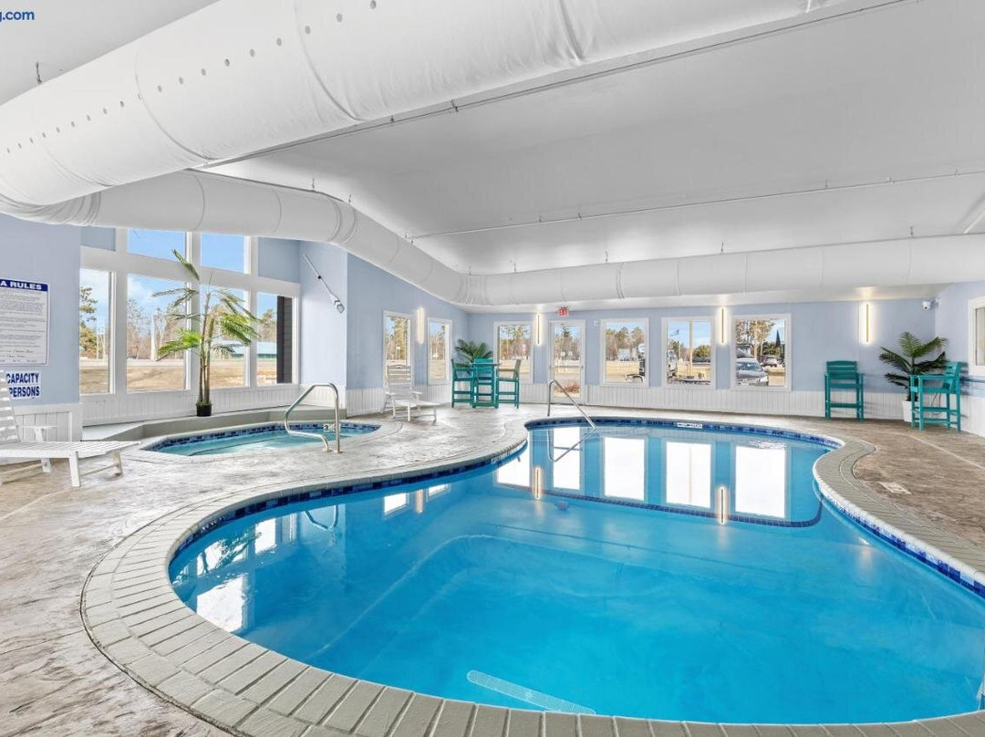 Nisswa Hotel & Suites Upper Gull Lake Single Queen
