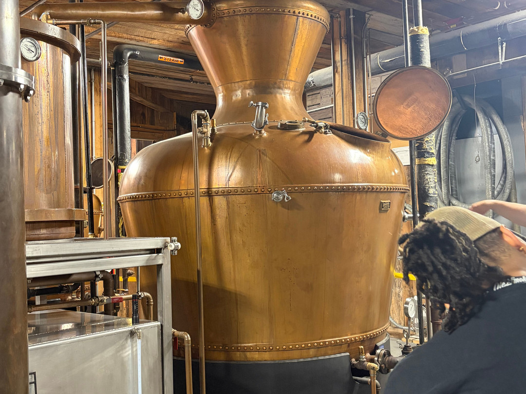Ole Smoky Distillery - The Holler-盖林柏格必去景点