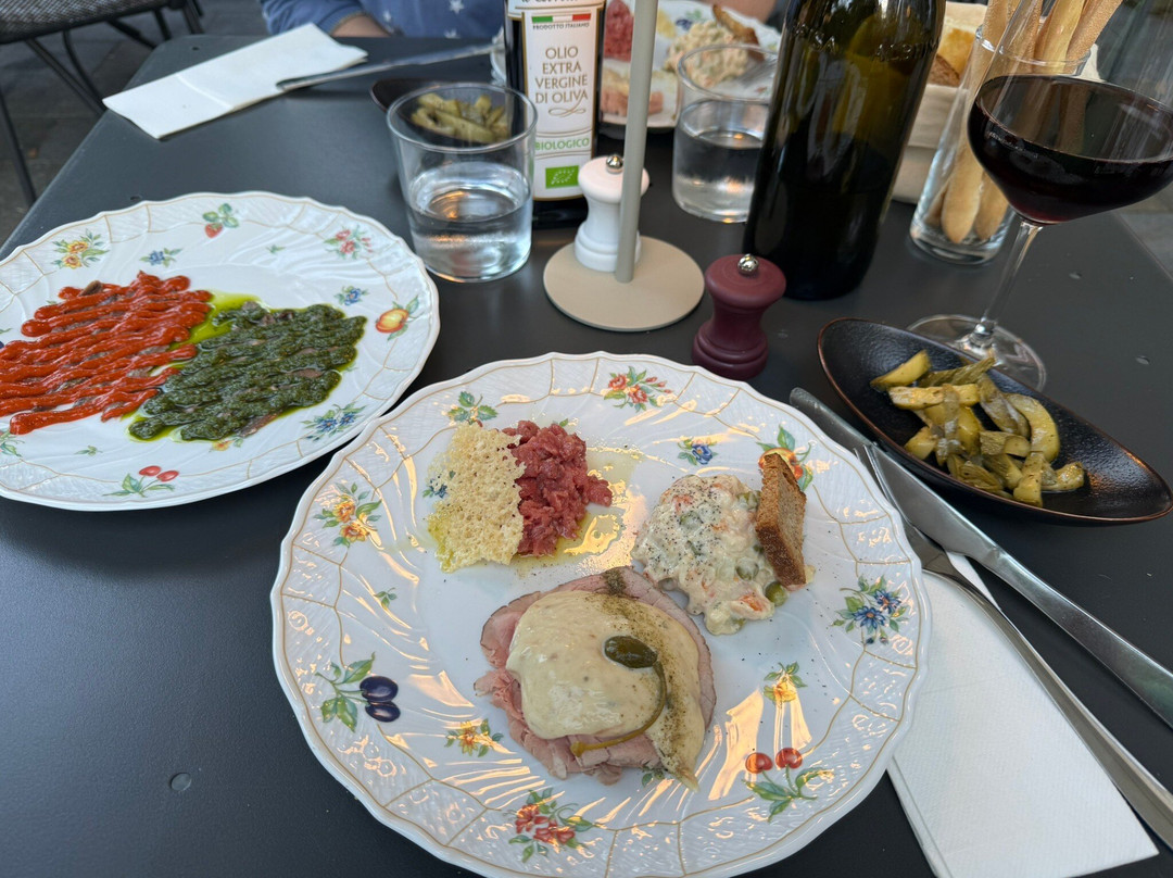 Olivia Agnolotti e Tronchetto