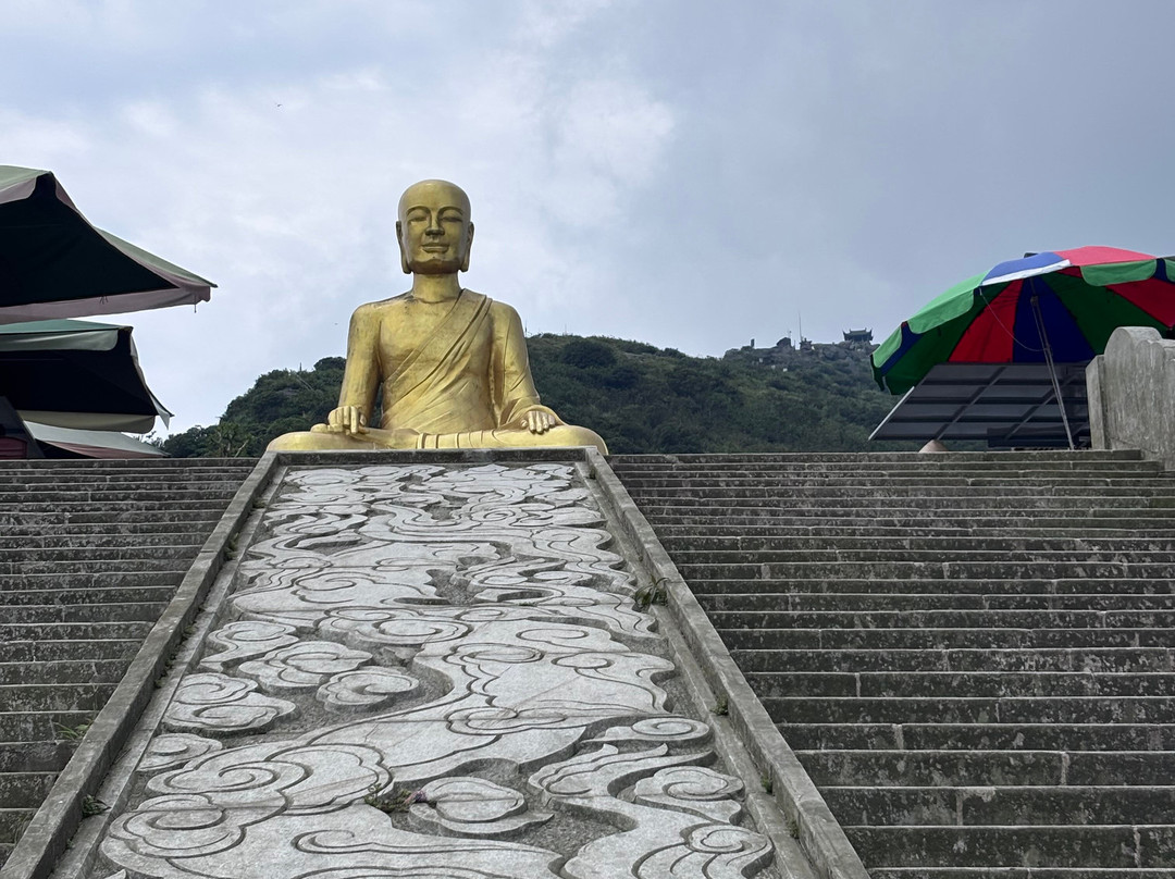 Yen Tu Mountain-Uong Bi必去景点