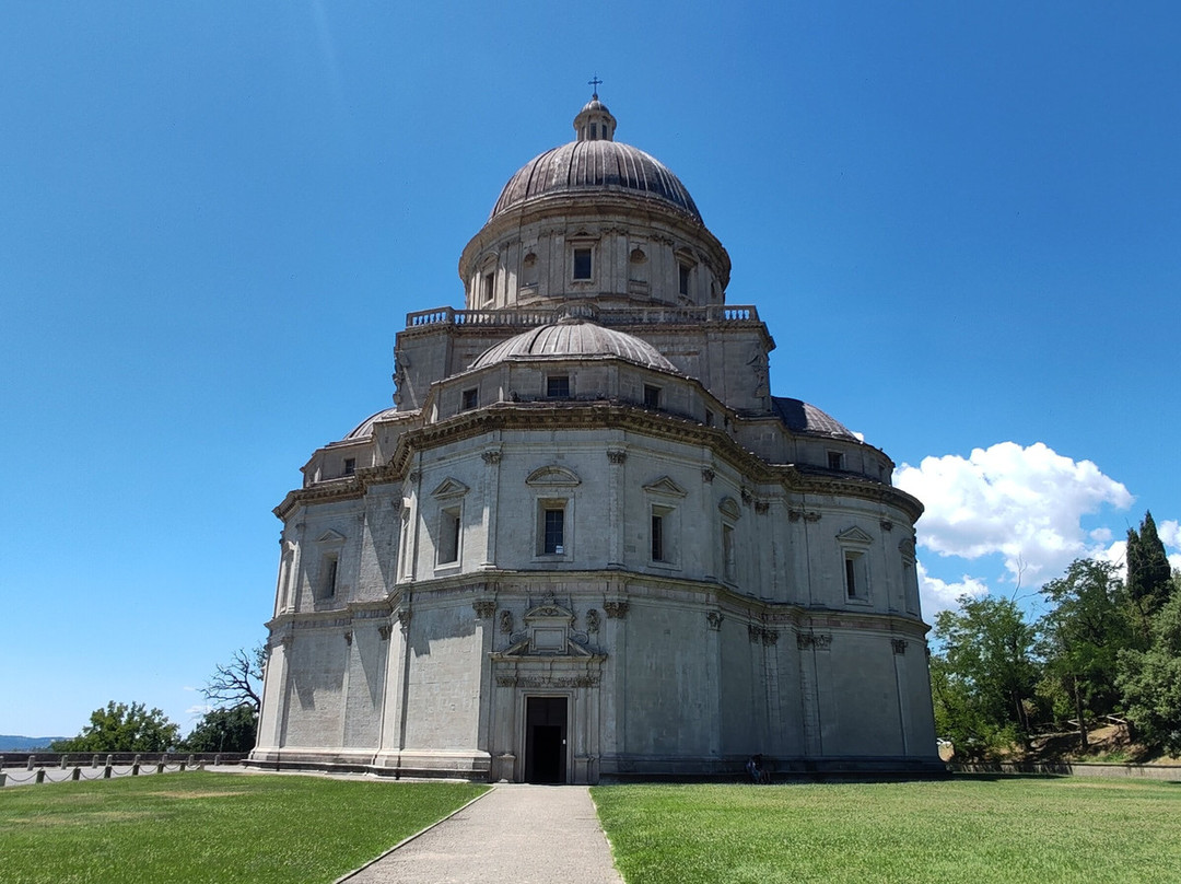 Tempio di Santa Maria della Consolazione-托迪必去景点
