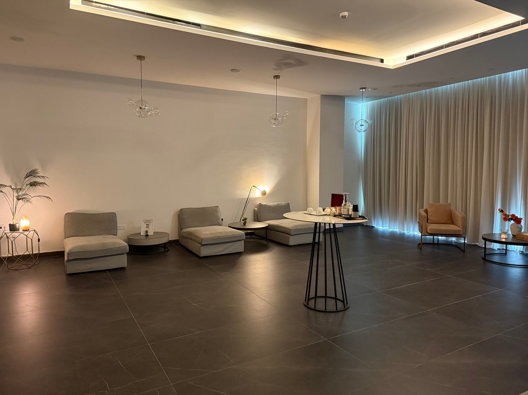 Chrysomare Beach Hotel and Resort主图