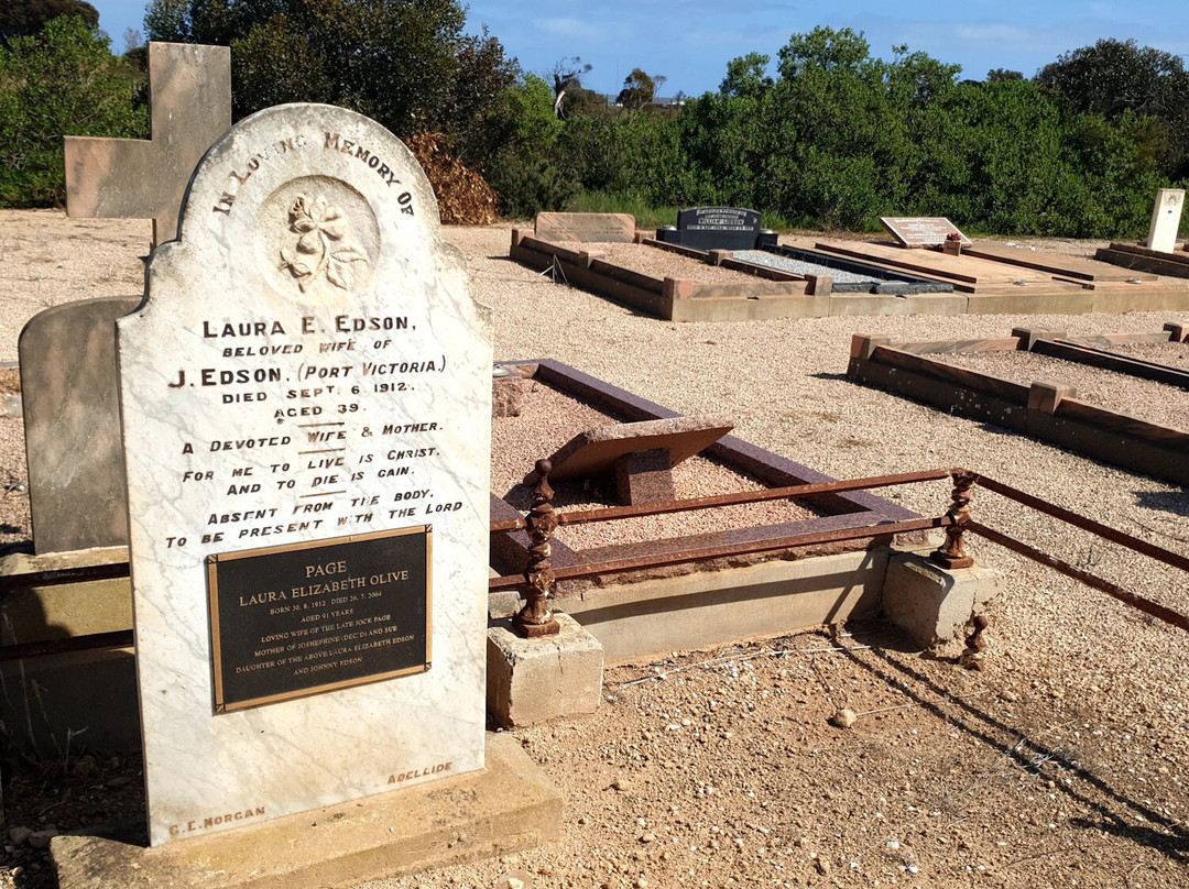 Port Victoria Cemetery