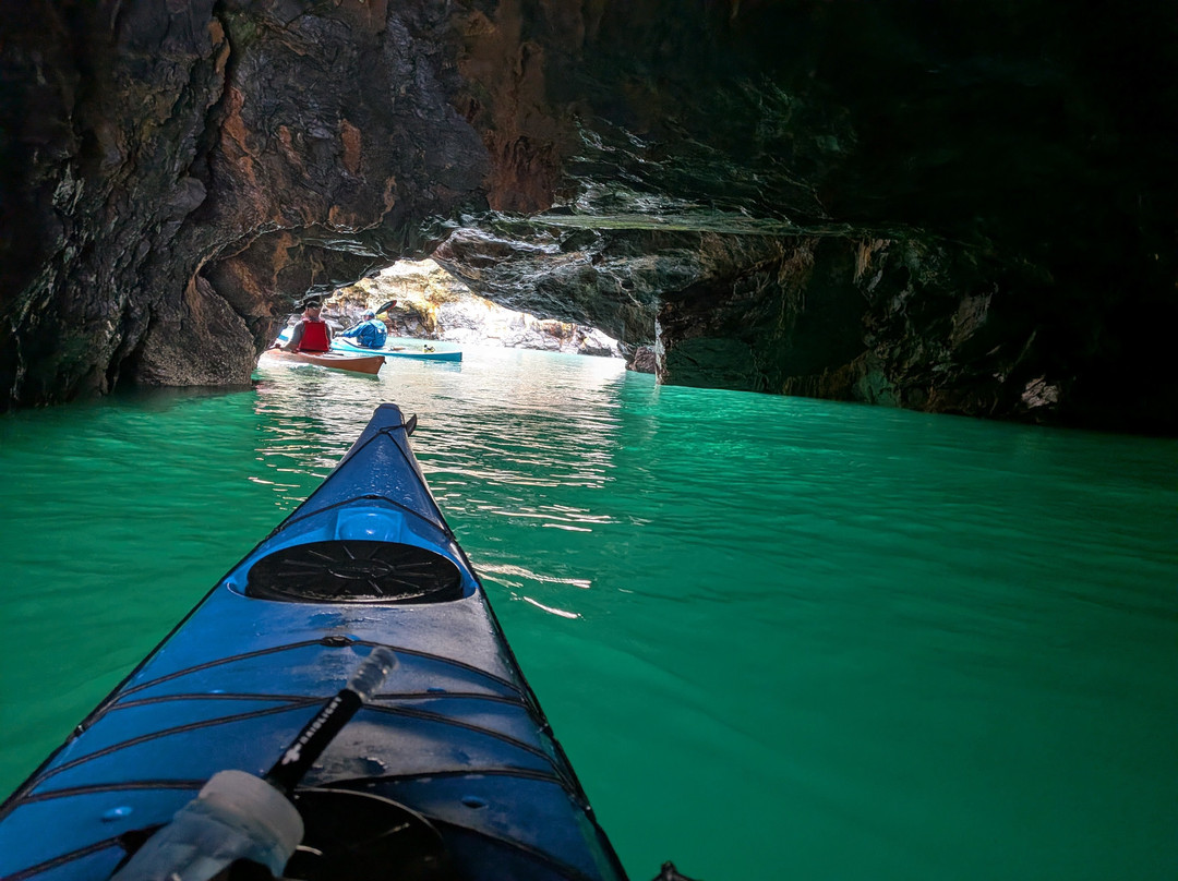 Mayberry Kayaking-Goodwick必去景点