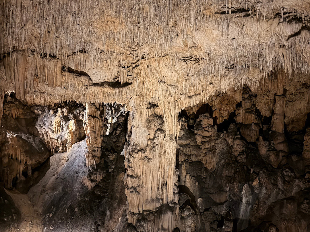 Biserujka Cave-克尔克岛必去景点